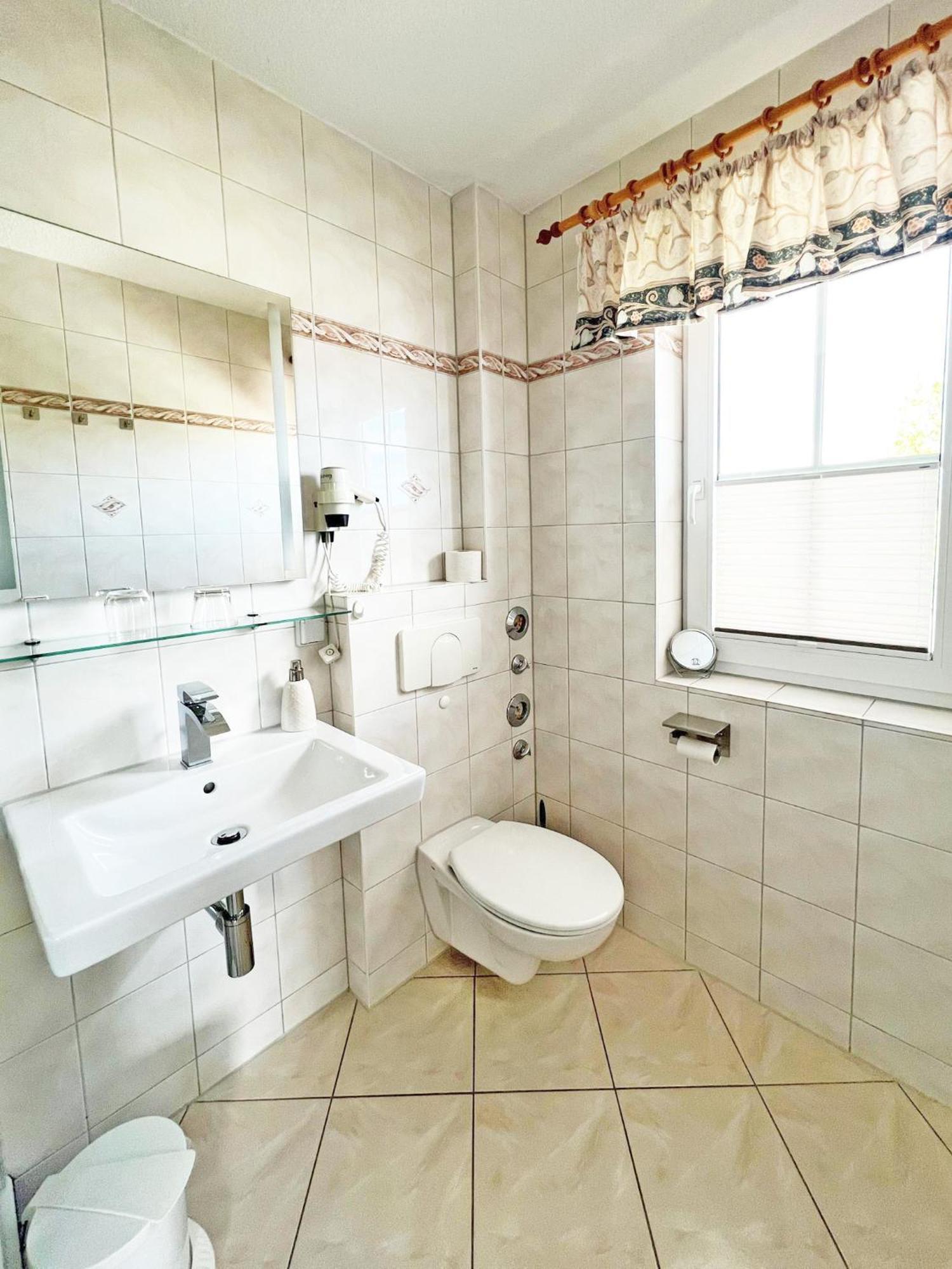Villa Vivien Wohnung Donnerkeil ゲーレン エクステリア 写真